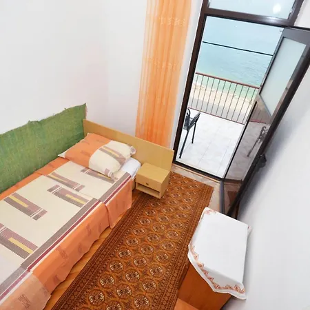 Apartment Andja - 5 M From The Trogir